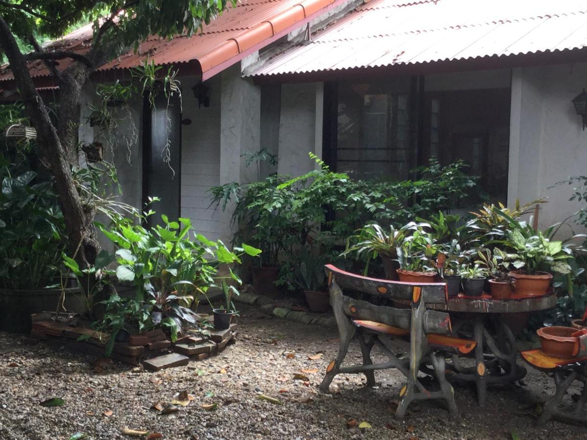 Hotel Baan Songjum Chiang Mai Exterior foto